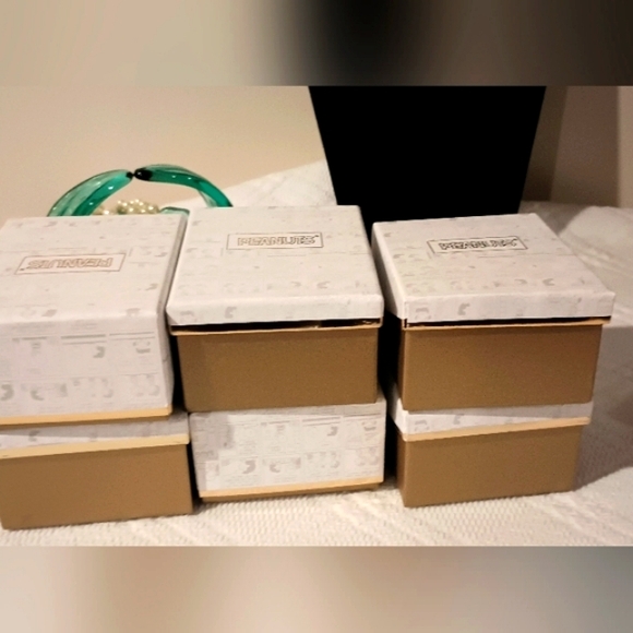 NEW Peanuts Tri-Tone Crystal Snoopy, Woodstock & Heart Charm Pendant Necklace - Picture 15 of 16